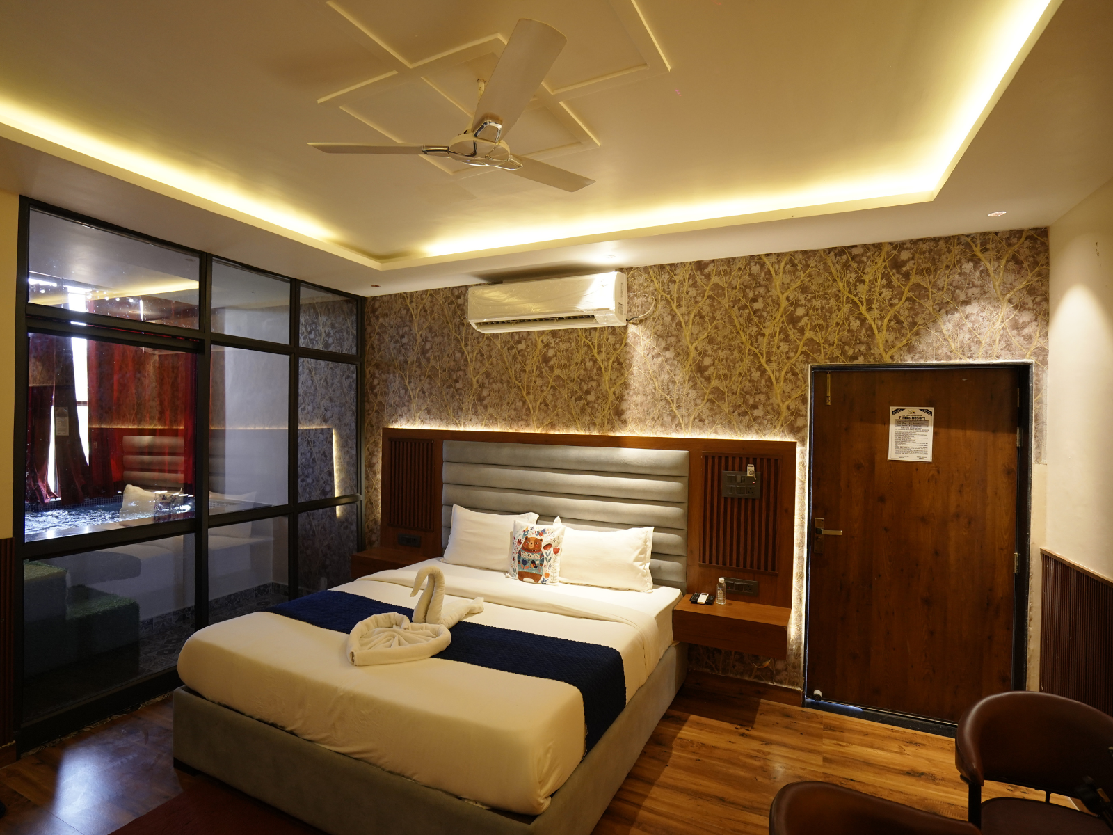Ultra Luxurious Room