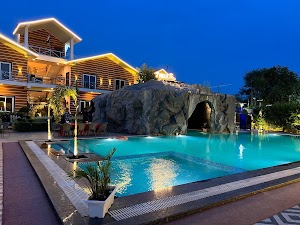 7 Hills Resort place picture